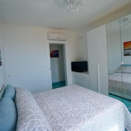 Attico Sul Mare - Splendido !! Appartement *